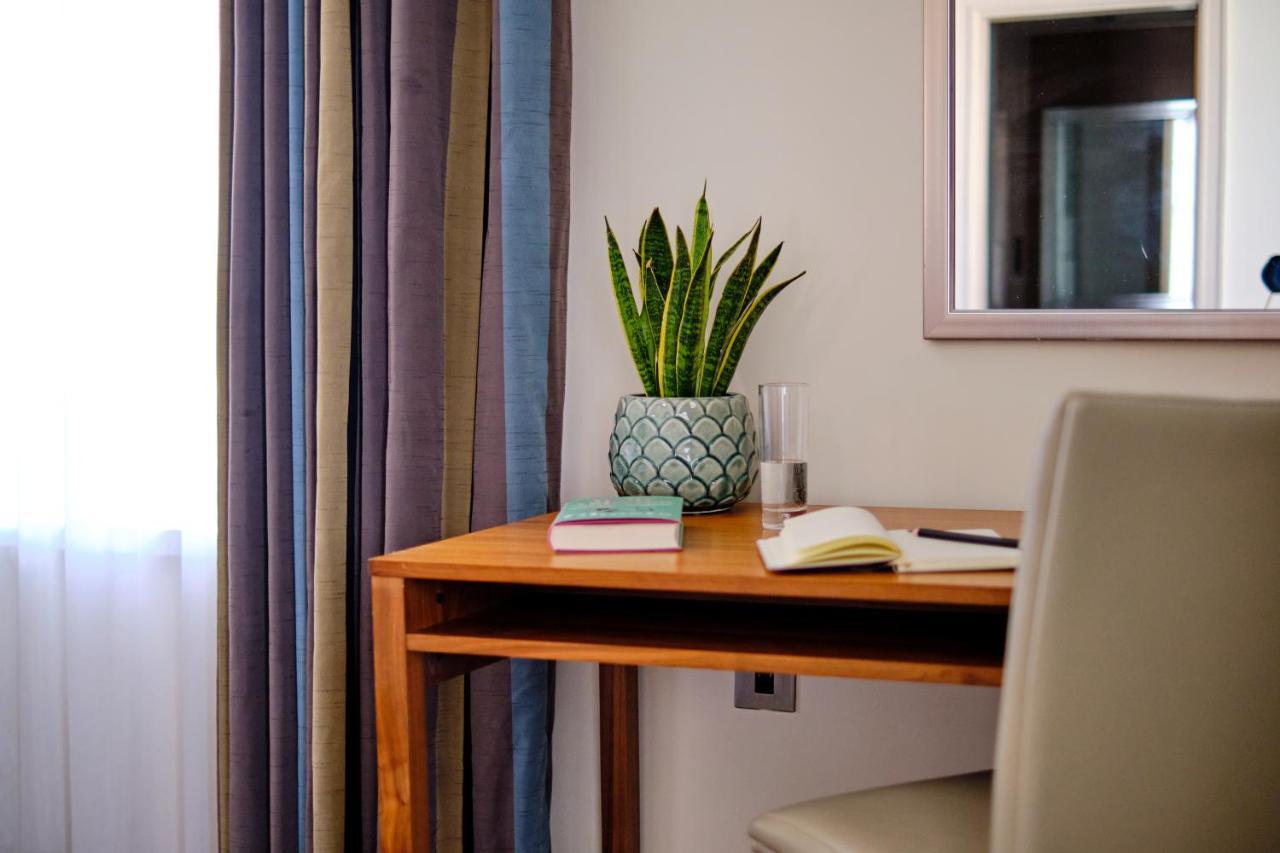 The Clermont London, Charing Cross Hotel Eksteriør billede